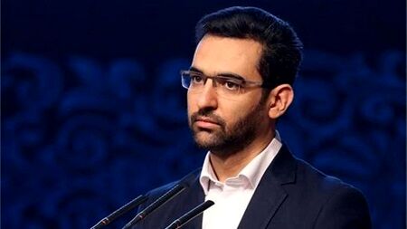 «اقتصاد دیجیتال» جایگزین «اقتصاد نفتی» می‌شود/ برنامه‌ریزی برای تولید گوشی‌های هوشمند داخلی