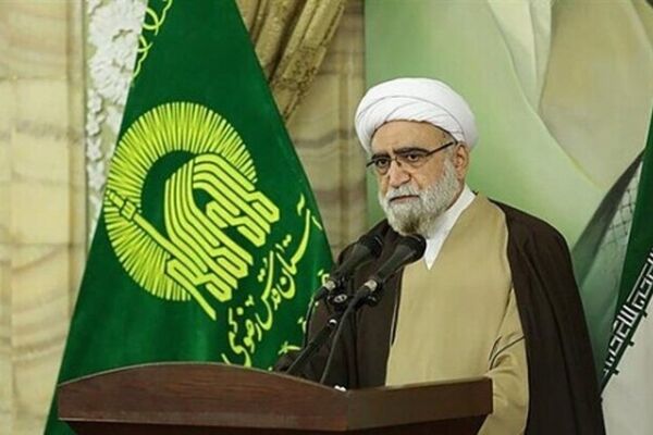 اظهارات خواندنی تولیت آستان قدس درباره غذادادن در حرم رضوی، پول‌های داخل ضریح، تبلیغات سوء شبکه «من و تو»، هزی