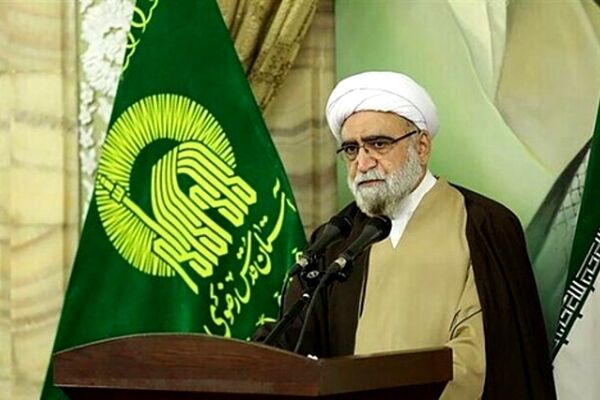 اظهارات خواندنی تولیت آستان قدس درباره غذادادن در حرم رضوی، پول‌های داخل ضریح، تبلیغات سوء شبکه «من و تو»، هزی