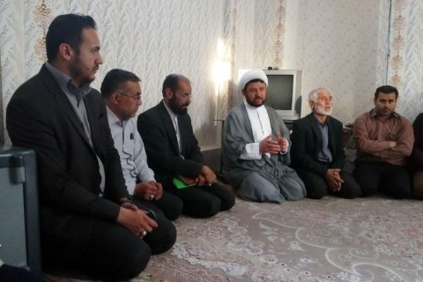 لحظه باخبر شدن خانواده شهید فاطمیون از شهادت فرزند + فیلم