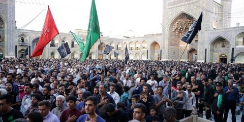 بارگاه حضرت ثامن الائمه(ع) عزادار شهادت جانسوز امام باقر(ع)
