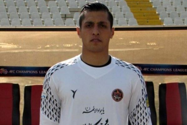 ناصری در یک قدمی امضای قرارداد با استقلال