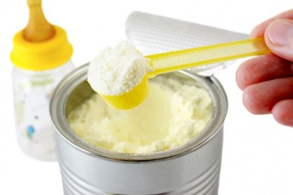 نظارت بر توزیع شیر خشک به عهده شبکه بهداشت/ابلاغ گزارش گرانفروشی به بهداشت