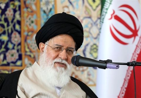 امام جمعه مشهد: اینستکس از برجام هم بدتر و برنامه کلاهبرداری غرب است