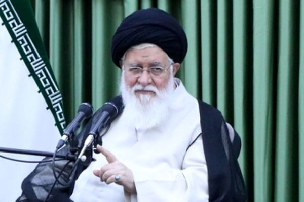 رونمایی از درسنامه غناء و موسیقی با حضور آیت‌الله علم‌الهدی