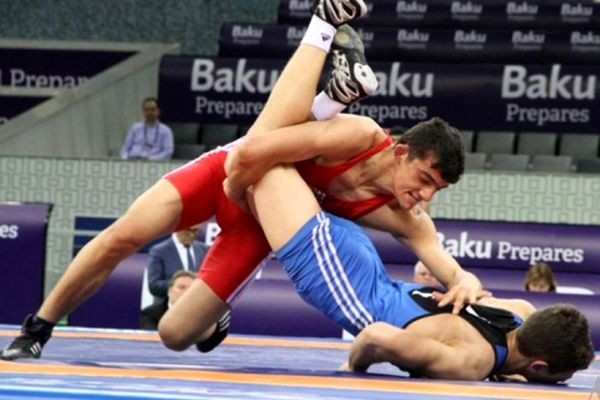 استاندار خراسان شمالی خواستار سهمیه لیگ برتری کشتی شد