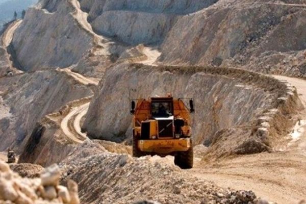 مشکلات معادن سنگان در سطح ملی پیگیری می‌شود