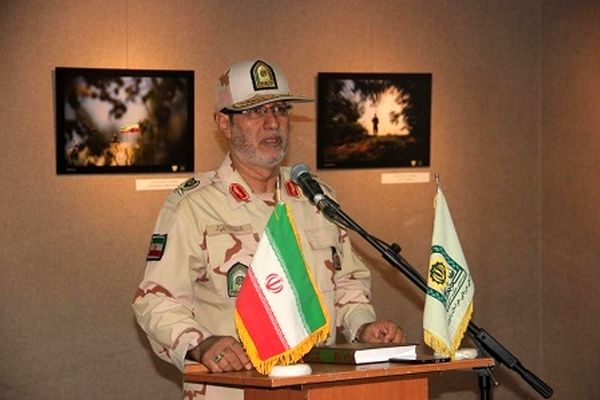 نمایشگاه عکس نگاه بانان خورشید افتتاح شد