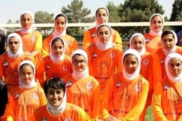 صعود دختران به لیگ برتر فوتبال مستلزم حمایت است