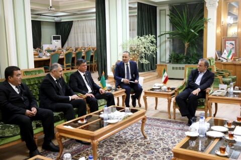 رغبت زیادی برای توسعه روابط اقتصادی بین دو کشور داریم