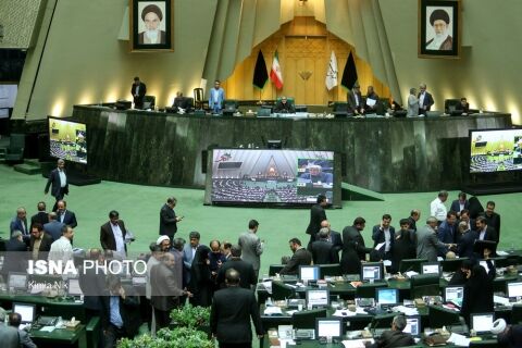 نظر مجلس درباره حذف چهار صفر از پول ملی مثبت است