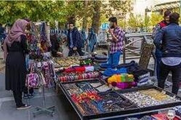 چرا یک مشهدی با لهجه خود صحبت نمی‌کند؟