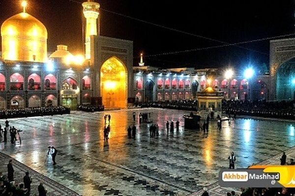 فیلم/ برگزاری آیین سنتی خطبه‌خوانی شب عاشورا در حرم مطهر رضوی
