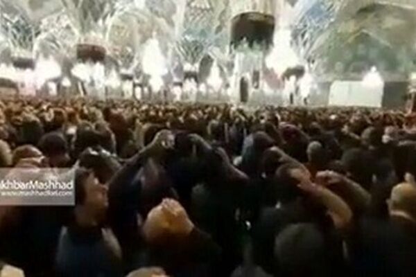 عزاداری شب عاشورا در حرم رضوی