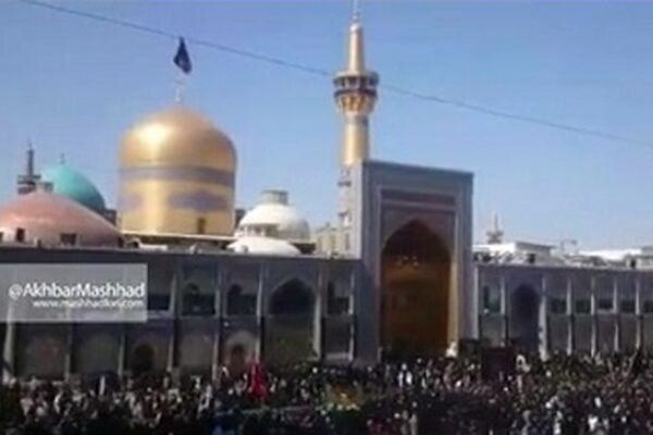 حضور پرشور دسته‌های عزاداری هم اکنون در حرم مطهر رضوی