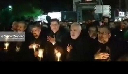 برگزاری آئین سنتی شام غریبان در خیابان های منتهی به حرم رضوی