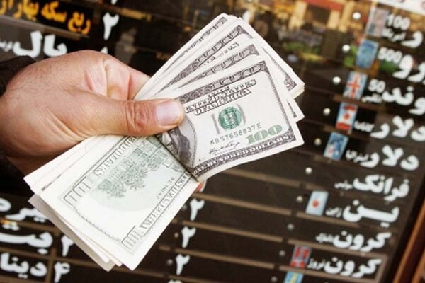 پشت پرده ارتباط بازار هرات با دلارفروشی خیابانی در مشهد
