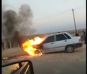 لحظه آتش گرفتن پراید در جاده اهواز + جزییات