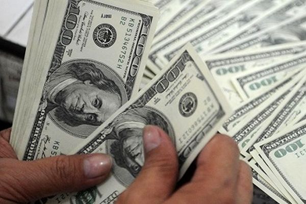 دلار گران شد