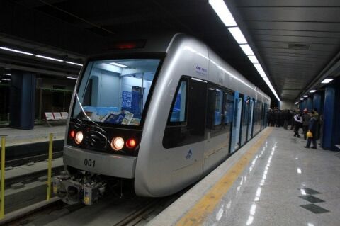ساعت کار خطوط قطار شهری مشهد تغییر می‌ کند