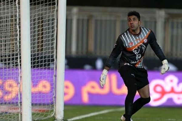 دروازه بان پدیده به گل گهر پیوست