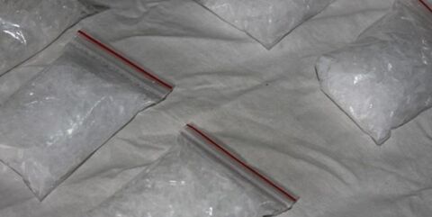 انهدام 2 لابراتوار و باند قاچاق ماده مخدر صنعتی شیشه در مشهد