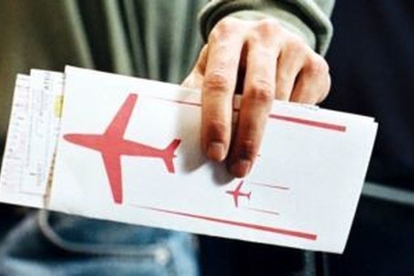 ثبات بهای بلیت قطار و هواپیما در دهه کرامت