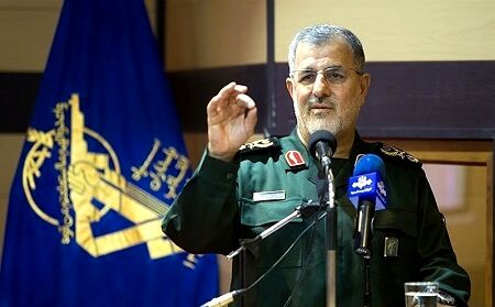 سردار پاکپور: دکترین "تهاجم به عمق دشمن" در دستور کار نیروی زمینی سپاه