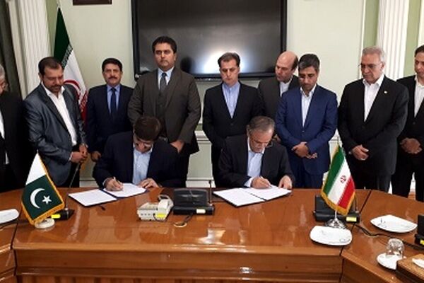 تفاهمنامه اقتصادی بین خراسان رضوی و ایالت سند پاکستان امضا شد