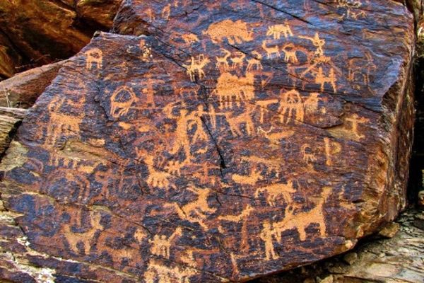 سنگ نگاره‌های «کمرمقبولا» ظرفیت ثبت جهانی دارد