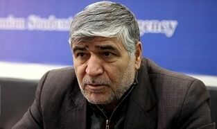 انتقاد یک فعال سیاسی از رابطه مسوولان استان با خانه احزاب
