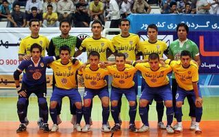 برد پرگل فرش‌آرا در آخرین بازی نیم‌فصل