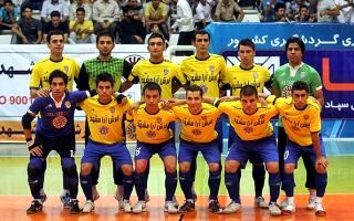 برد پرگل فرش‌آرا در آخرین بازی نیم‌فصل