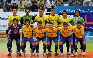 برد پرگل فرش‌آرا در آخرین بازی نیم‌فصل