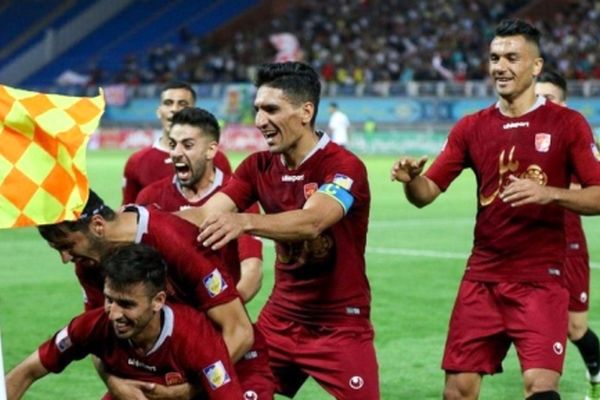 تقابل اندیشه‌های تهاجمی شهر خودرو و صخره دفاعی فولاد در مشهد