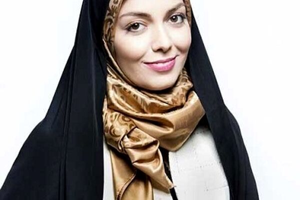 متن کنایه آمیز و جنجالی آزاده نامداری