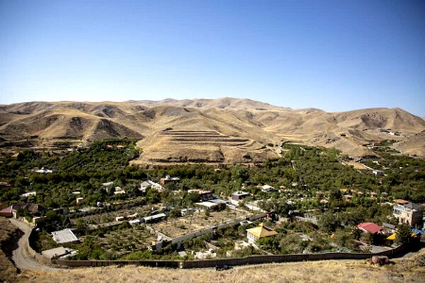 تسطیح کوه برای ساخت ویلا با ویوی لاکچری در مشهد +فیلم