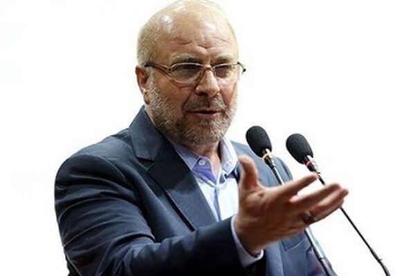 باید چهره‌هایی نو مجلس را به دست بگیرند