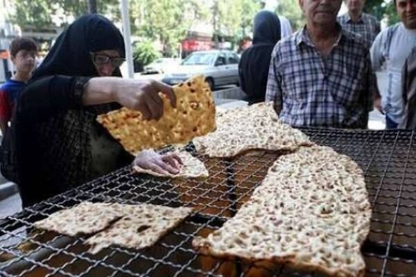 نان باید 30 درصد گران شود