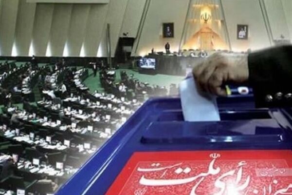 اصولگرایان خراسانی در پی ارائه فهرست واحد برای انتخابات مجلس هستند