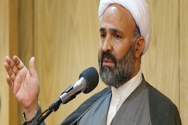 مسئولان ناقض اصلی قوانین فیلترینگ هستند / مدیریت فضای مجازی نباید به دولت واگذار شود
