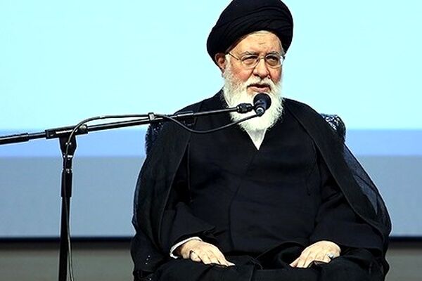 امام جمعه مشهد: راهپیمایی اربعین مهمترین نماد جهانی شدن نهضت امام حسین(ع) است