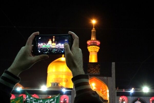 تشرف جوان روس به دین مبین اسلام در حرم مطهر رضوی