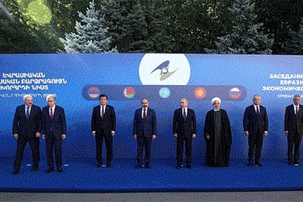 خراسان رضوی می‌تواند محل صدور ظرفیت‌های تولیدی کشور باشد