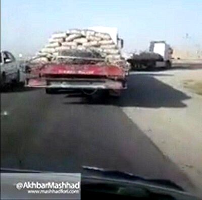 افزایش خطر تصادف در ابدال آباد به دلیل وجود تریلی و بونکر حمل سیمان