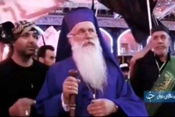 صحبت های شنیدنیِ کشیشی که به پیاده روی اربعین رفته بود