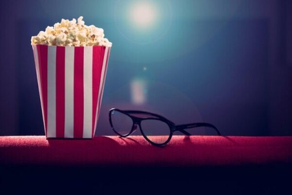 چند پیشنهاد برای سینما و تئاتر در آخر هفته مشهد