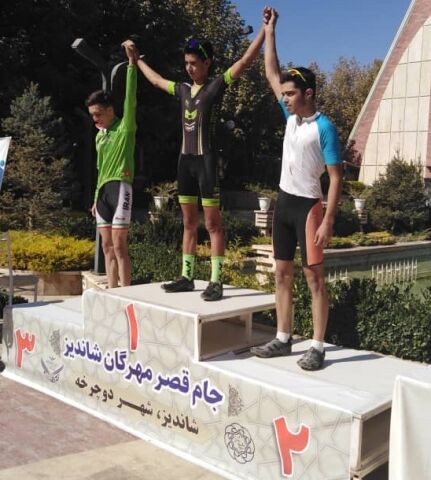برگزاری چهارمین دوره از مسابقات جایزه بزرگ دوچرخه سواری در مشهد