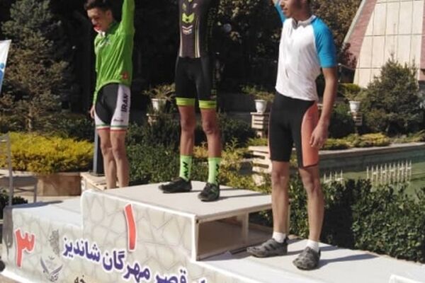 برگزاری چهارمین دوره از مسابقات جایزه بزرگ دوچرخه سواری در مشهد