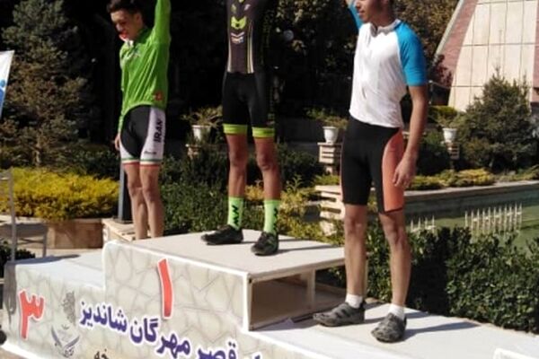 برگزاری چهارمین دوره از مسابقات جایزه بزرگ دوچرخه سواری در مشهد